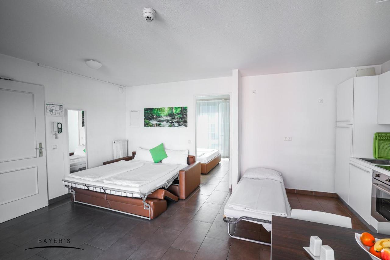 Bayer's Boardinghouse Und 3* Monachium
